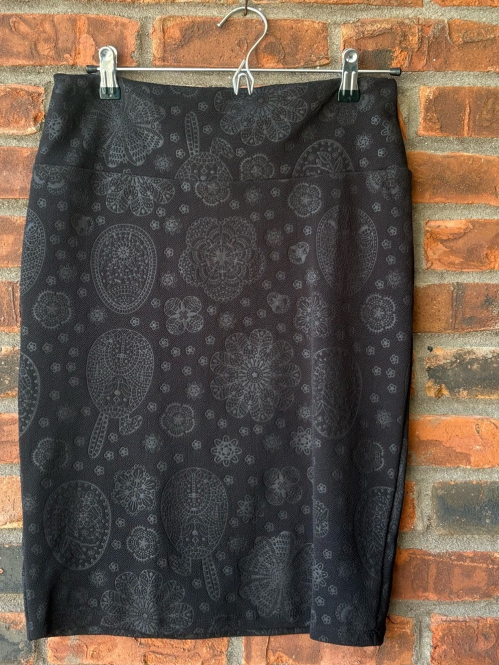 LuLaRoe Black Pencil Skirt with Tonal Floral Medallions